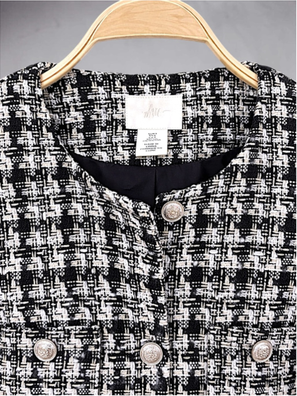 H&M Black & White Plaid Bouclé Jacket – Size M | Silver Button Detail - Picture 9 of 10
